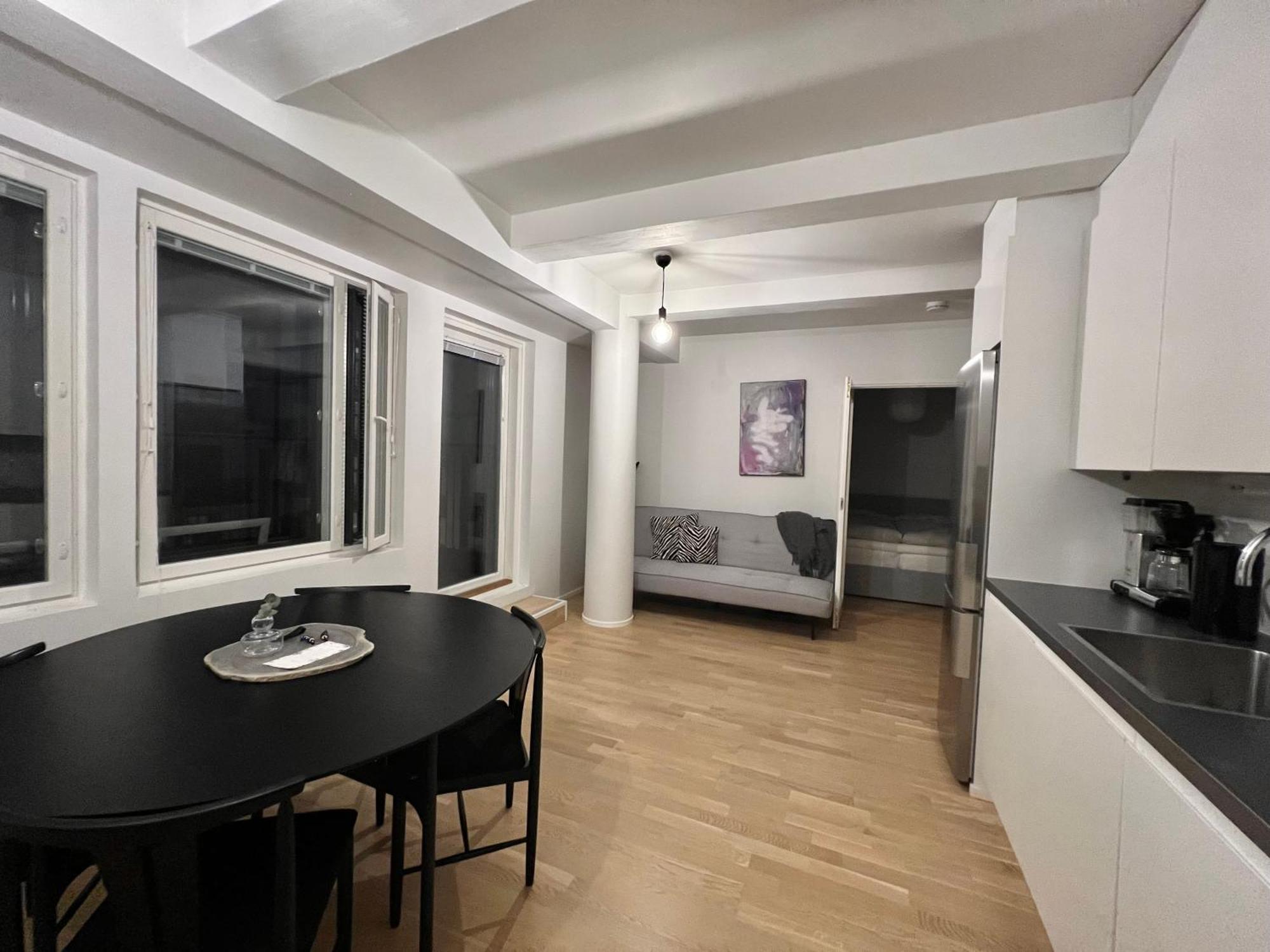 Modern Apartment With Private Terrace Helsinki Exterior foto